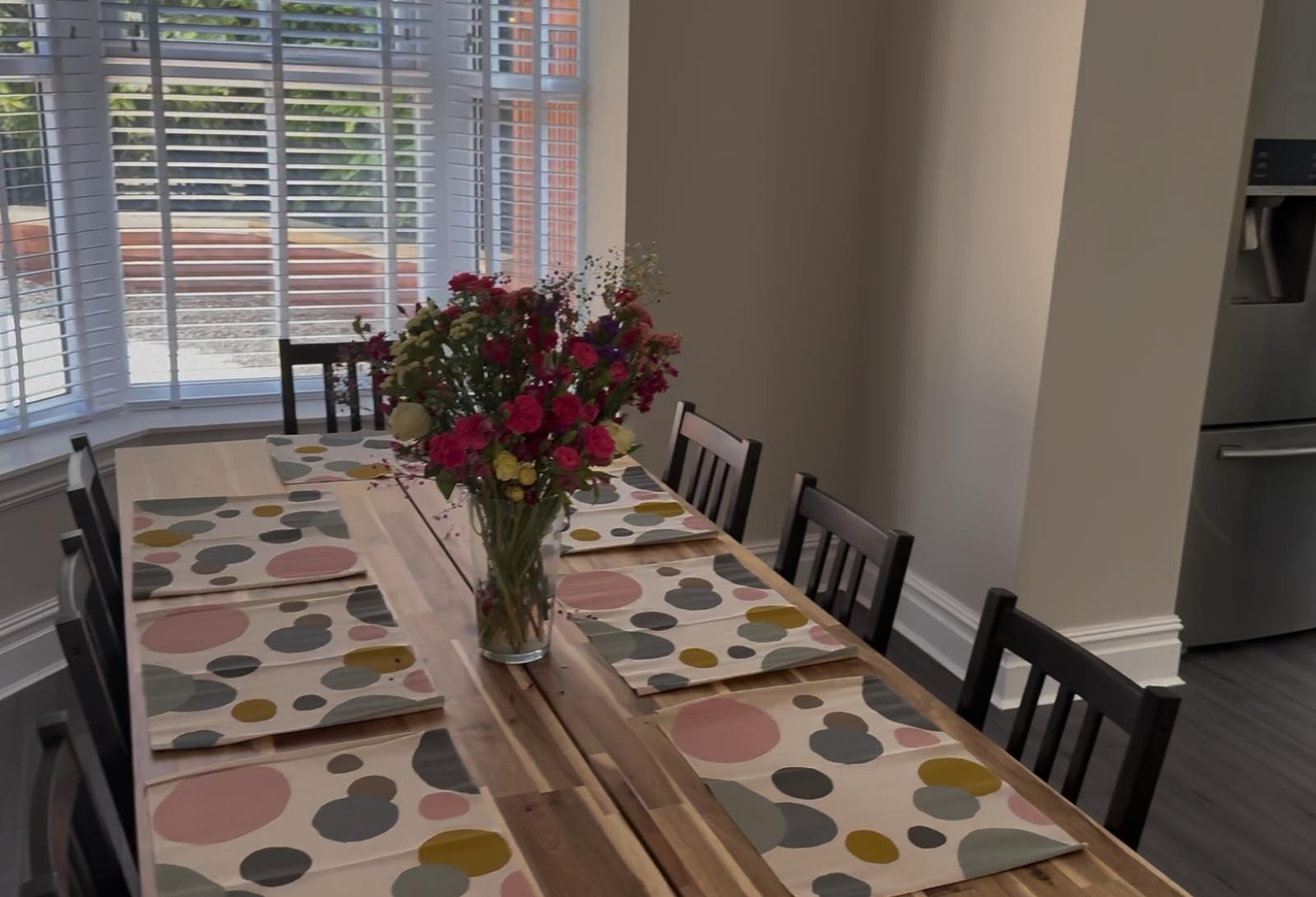Victoria House dining room set for a family meal